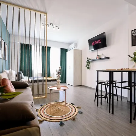 Old Town Charm - Modern & Comfortable Accommodation In The Heart Of The City Bukarest Exterior foto
