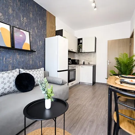 Old Town Charm - Modern & Comfortable Accommodation In The Heart Of The City Bukarest Exterior foto