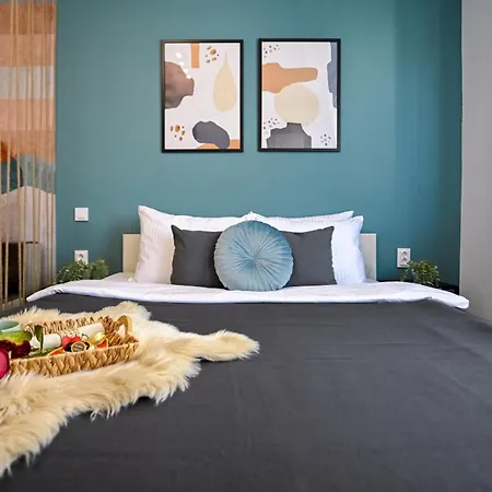 Old Town Charm - Modern & Comfortable Accommodation In The Heart Of The City Bukarest Exterior foto