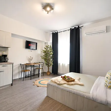 Old Town Charm - Modern & Comfortable Accommodation In The Heart Of The City Bukarest Exterior foto