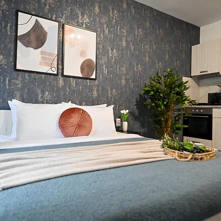Old Town Charm - Modern & Comfortable Accommodation In The Heart Of The City Bukarest Exterior foto