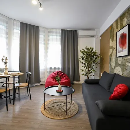 Old Town Charm - Modern & Comfortable Accommodation In The Heart Of The City Bukarest Exterior foto