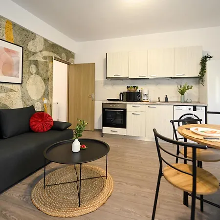 Old Town Charm - Modern & Comfortable Accommodation In The Heart Of The City Bukarest Exterior foto