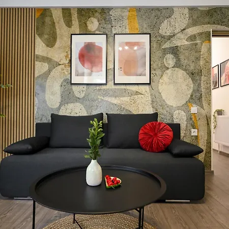 Old Town Charm - Modern & Comfortable Accommodation In The Heart Of The City Bukarest Exterior foto
