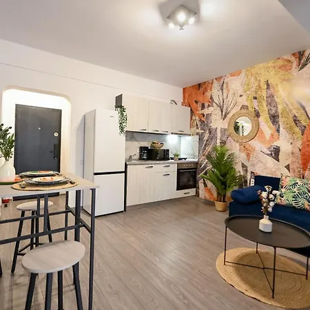 Old Town Charm - Modern & Comfortable Accommodation In The Heart Of The City Bukarest Zimmer foto
