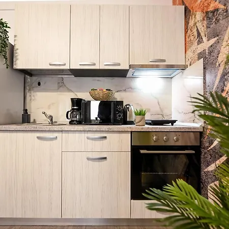 Old Town Charm - Modern & Comfortable Accommodation In The Heart Of The City Bukarest Zimmer foto