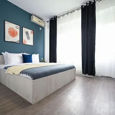 Old Town Charm - Modern & Comfortable Accommodation In The Heart Of The City Bukarest Zimmer foto