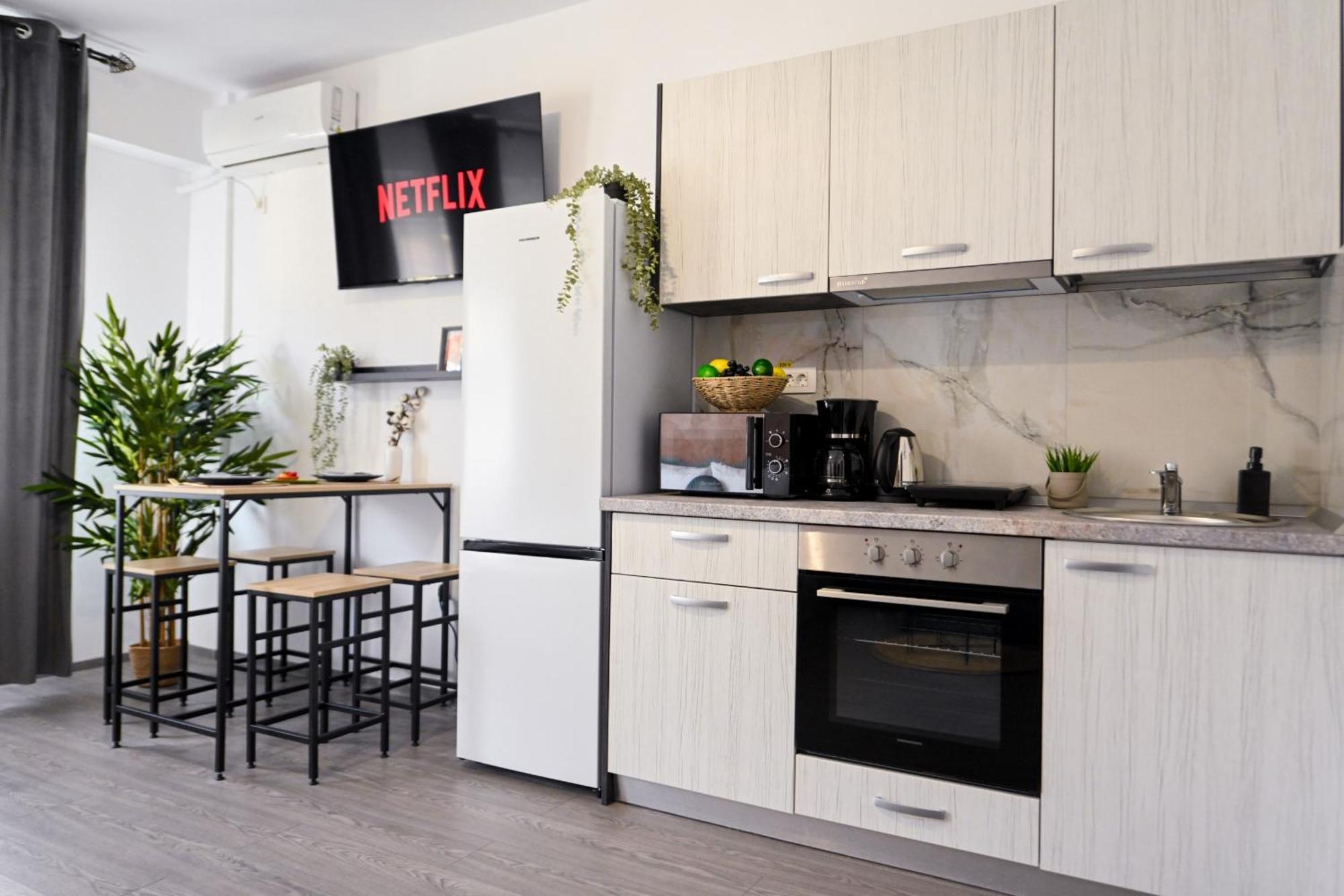 Apartment Old Town Charm - Modern & Comfortable In The Heart Of The Bukarest