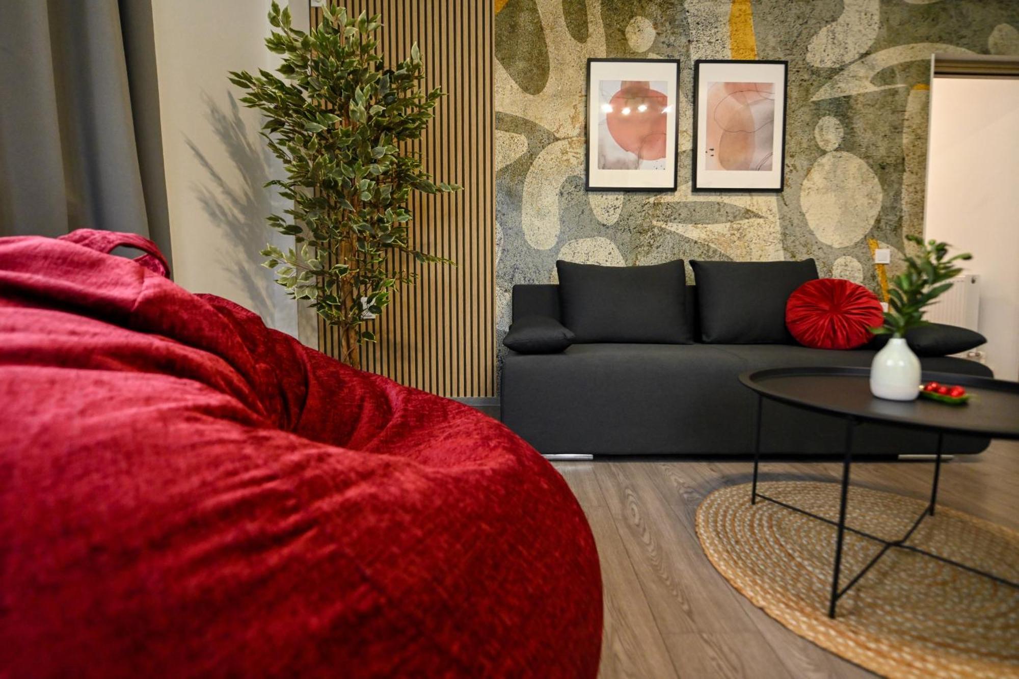 Old Town Charm - Modern & Comfortable In The Heart Of The בוקרשט
